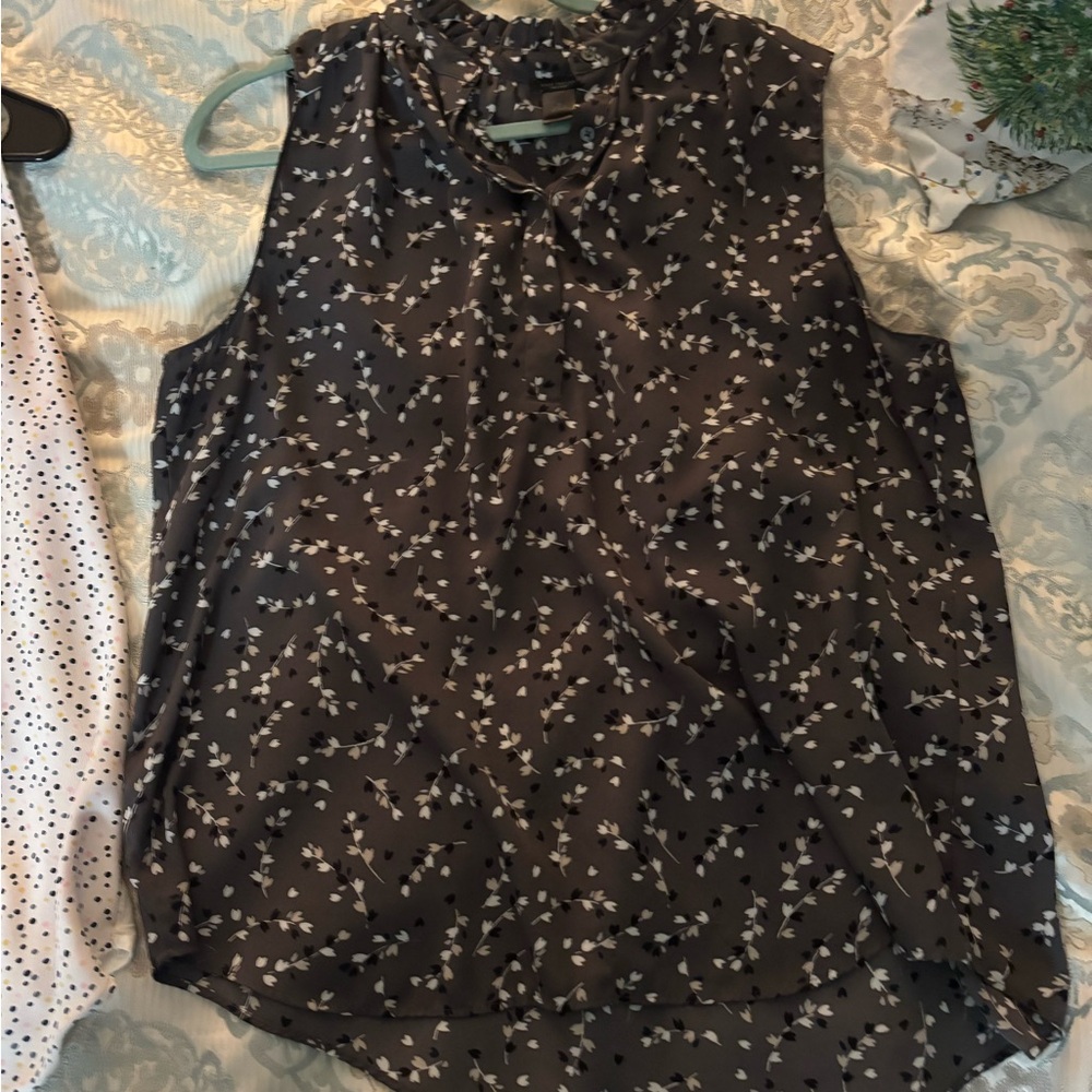 LOFT Black and White Patterned Blouse